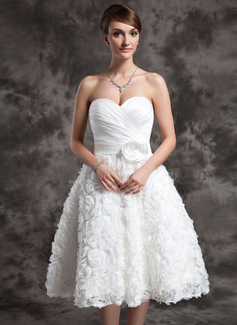 Robe de Mariée Ligne-A/Princesse Cœur Mi-longues Taffetas Robe de Mariée avec Ondulé Echarpes Fleurs Sequins (002015015) Robe de Mariée Ligne-A/Princesse Cœur Mi-longues Taffetas Robe de Mariée avec Ondulé Echarpes Fleurs Sequins (002015015)