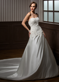 Robe de Mariée bal Cœur Traîne Chapelle Charmeuse Robe de Mariée avec Dentelle Perlé (002000254)
