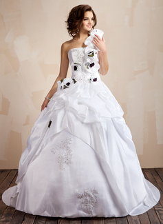 Robe de Mariée bal Une epaule Traine courte Taffetas Robe de Mariée avec Ondulé Dentelle Perlé Fleurs Sequins (002001432)