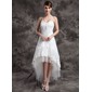 Ligne-A/Princesse Col V Assymetrique Organza Tulle Robe de Mariée avec Dentelle Perlé (002024067)